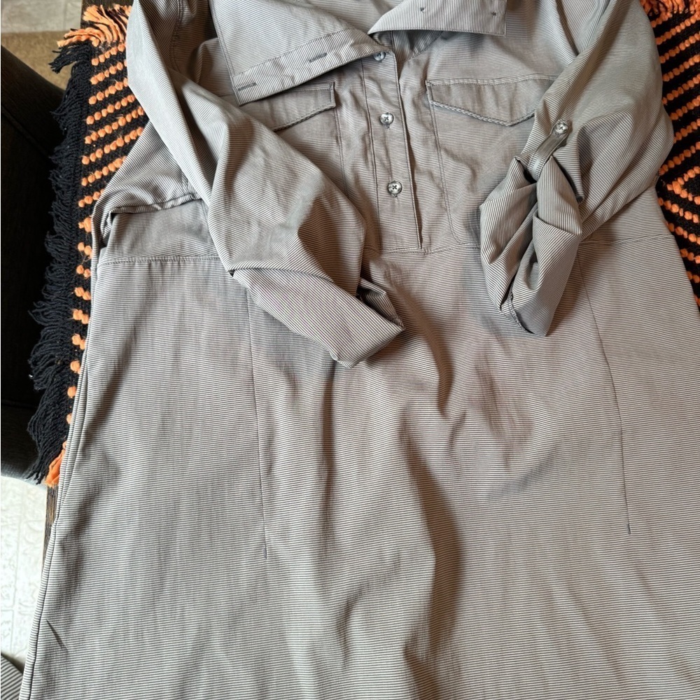 Mountain Hardwear: Women's Citypass Long Sleeve Popover size xl - Picture 2 of 3